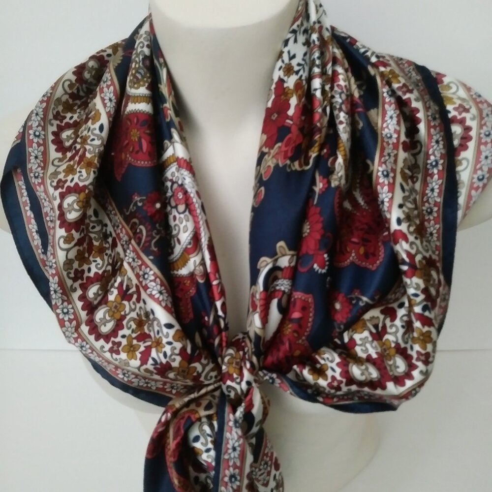 Elegant Paisley Navy Blue Silk Scarf - Picture 3 of 11